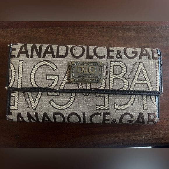 Dolce & Gabbana Handbags - Vintage & Well Loved Dolce & Gabbana trifold Beige and Brown Wallet